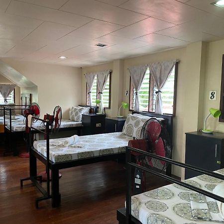 Happy Camper Hostel โกรอน ภายนอก รูปภาพ