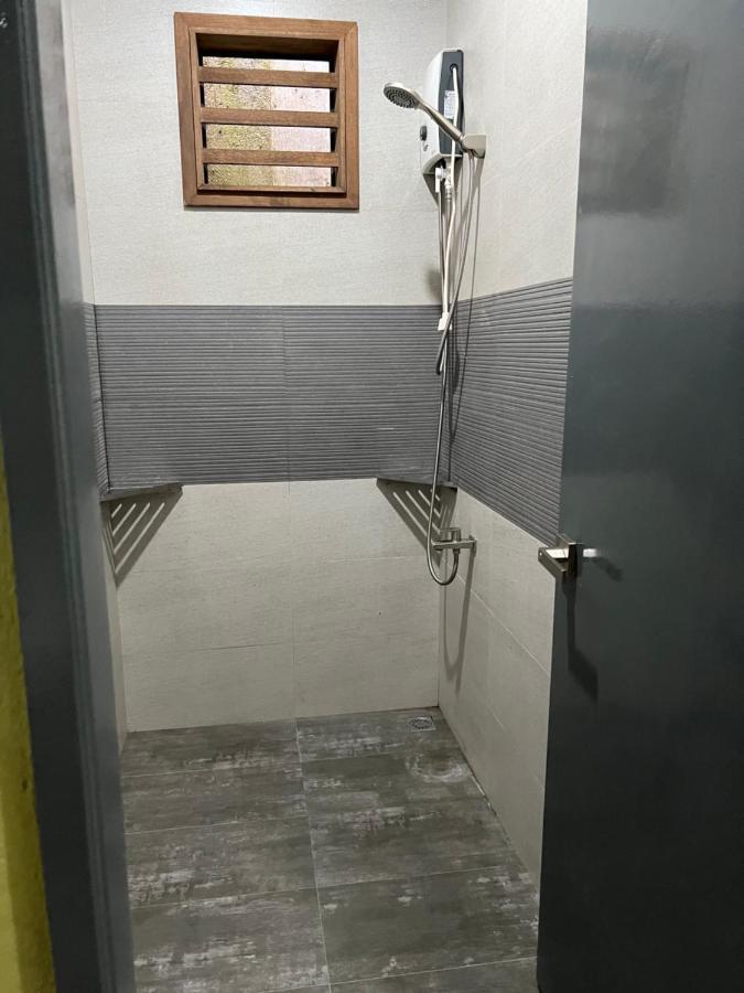 Happy Camper Hostel โกรอน ภายนอก รูปภาพ