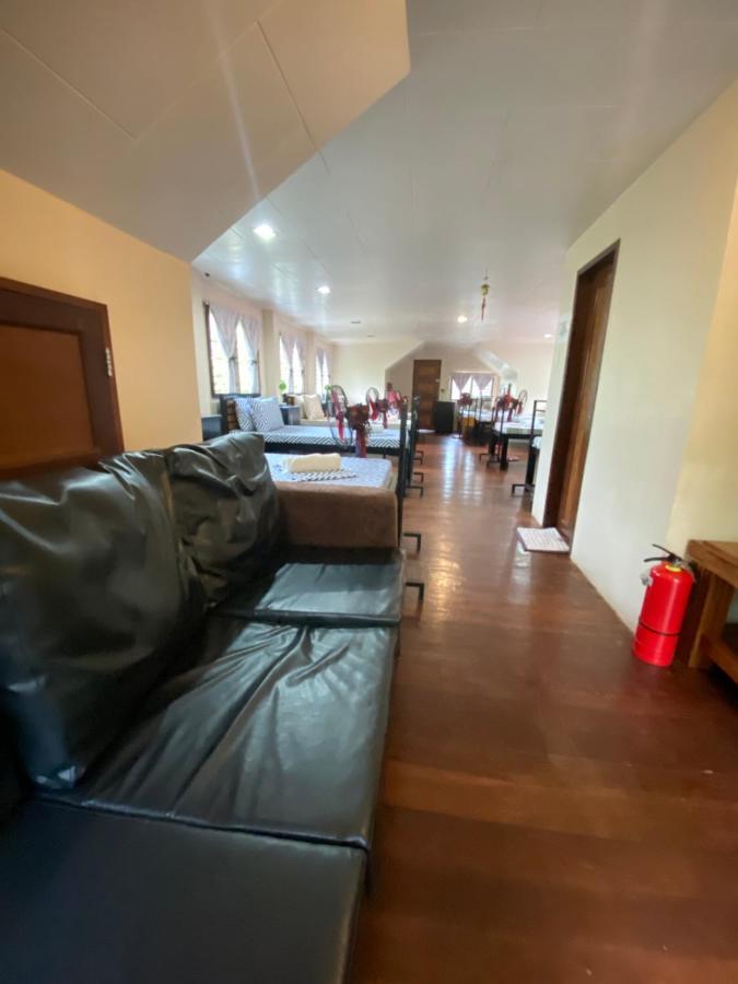 Happy Camper Hostel โกรอน ภายนอก รูปภาพ