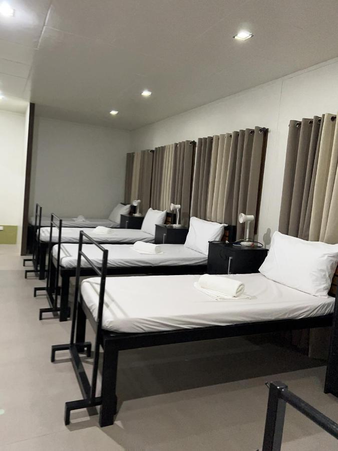 Happy Camper Hostel โกรอน ภายนอก รูปภาพ