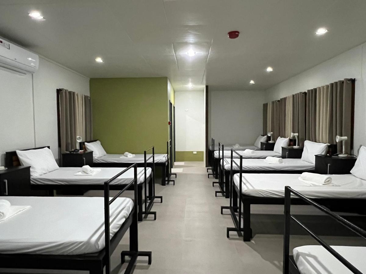 Happy Camper Hostel โกรอน ภายนอก รูปภาพ