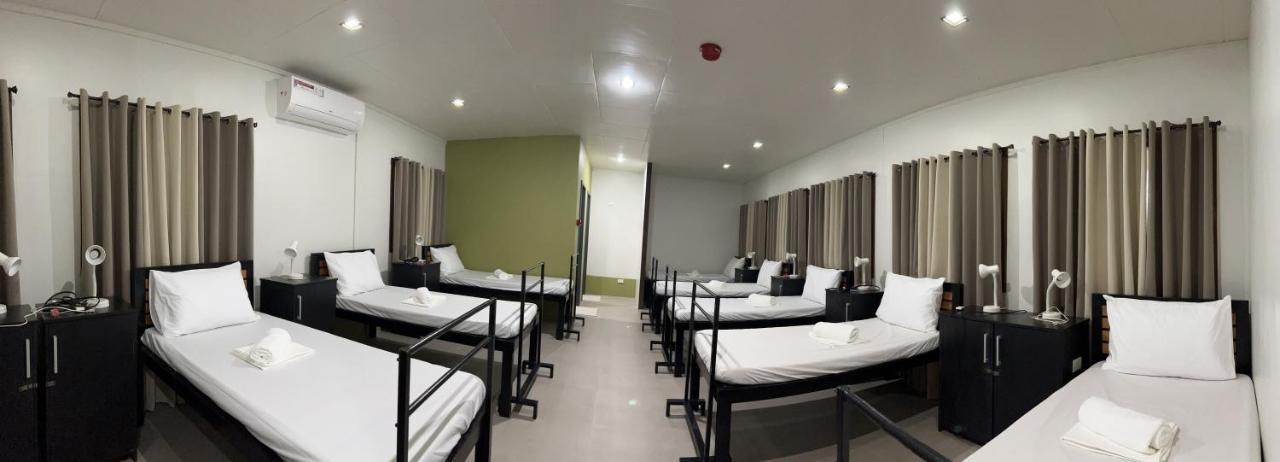 Happy Camper Hostel โกรอน ภายนอก รูปภาพ